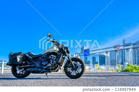 騎著大型美式自行車遊覽橫濱港未來 118997949