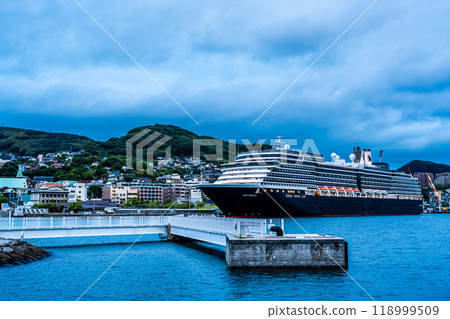 長崎港客船抵達（Westerdam） 從水邊之森公園欣賞日落美景【長崎市】 118999509