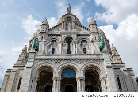 Sacré Coeur Basilica / France 119005332