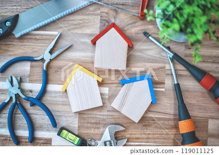 木製微型房子和工具 diy 圖像 119011125