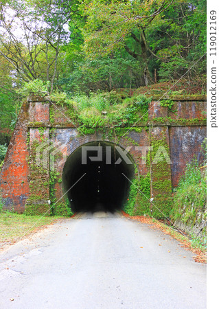 Scenery of the old Hokuriku Main Line mountain tunnel in Fukui Prefecture 119012169