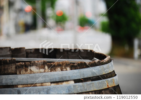 Old barrels 119012550