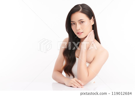 Beautiful young asian woman with clean fresh skin on white background, Face care, Facial treatment, Cosmetology, beauty and spa, Asian women portrait. 119012684