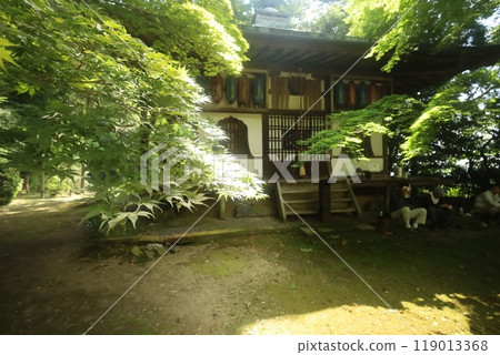 住宅區的寺廟 住宅區的寺廟 119013368