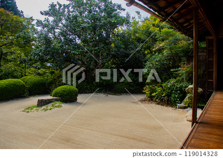 【京都風景】紫仙堂、靜謐的庭園 【京都風景】紫仙堂、靜謐的庭園 119014328