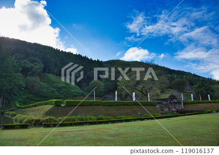 Ichijodani Asakura Clan Ruins - Autumn of the Red Spider Lily Ichijodani Asakura Clan Ruins - Autumn of the Red Spider Lily 119016137