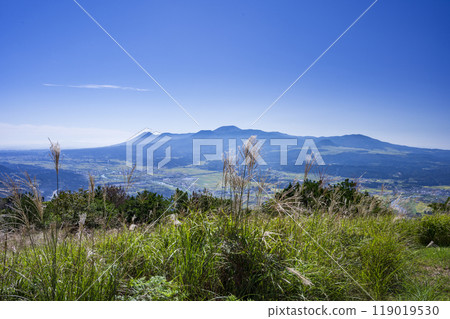 從矢岳高原到霧島山脈 119019530