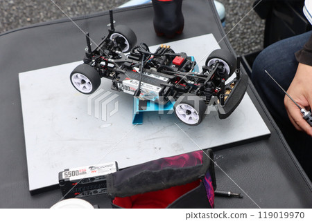 Radio-controlled car competition 119019970