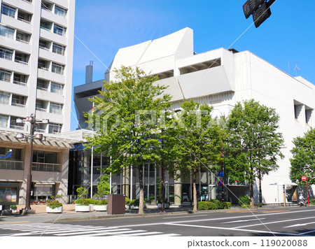 藍天與仙台市民會館（Talknet Hall Sendai） 119020088