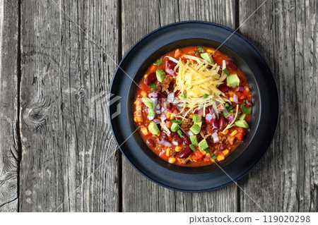 taco soup with kidney bean, corn, ground beef 119020298