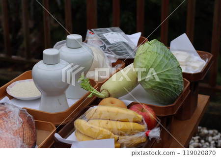 當地神社的節慶祭品 119020870