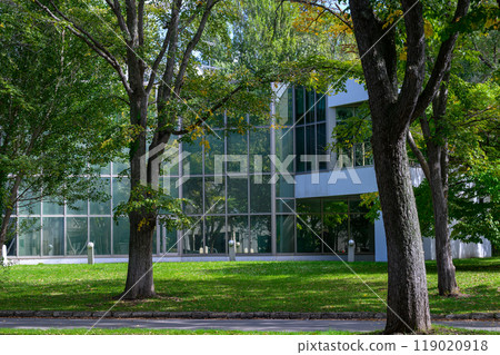 初秋的一天（北海道大學保健中心）_2158 119020918