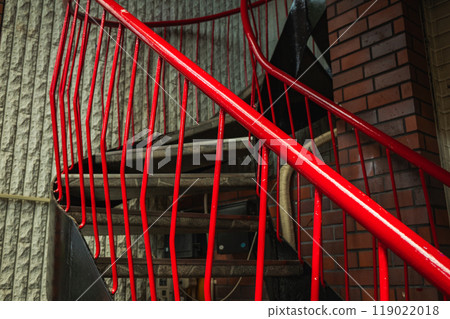 Vivid staircase handrails [Gondō Shopping Arcade] 119022018