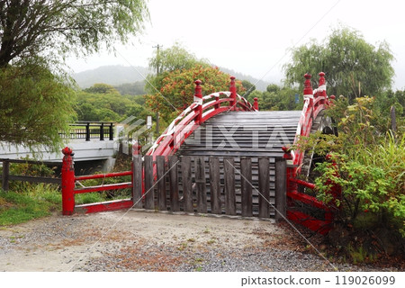 橫跨三洲川的恐山太鼓橋 橫跨三洲川的恐山太鼓橋 119026099