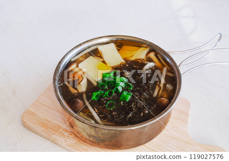 Chinese Mozuku Soup 119027576