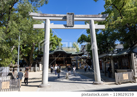 Sannoukarasu at Ishikiri Kenya Shrine (photographed in September 2024) 119029159