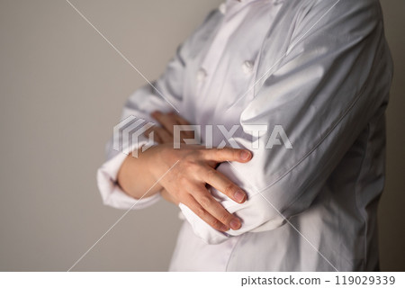 Male chef 119029339