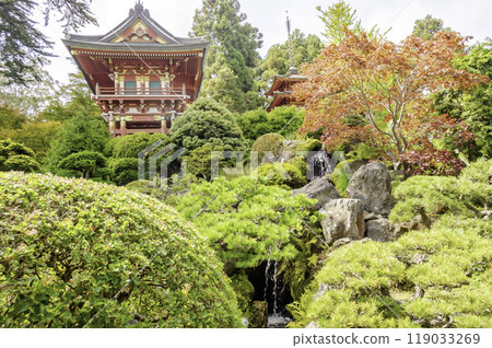 Japanese Temple in the Japanese Tea Garden, San Francisco, USA Japanese Temple in the Japanese Tea Garden, San Francisco, USA 119033269