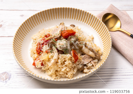 雞大腿鹽曲抓飯 雞大腿鹽曲抓飯 119033756