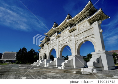 National Chiang Kai-shek Memorial Hall/Freedom Square Tower (Taipei City, Taiwan) National Chiang Kai-shek Memorial Hall/Freedom Square Tower (Taipei City, Taiwan) 119034758
