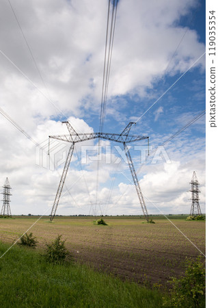 Construction of a high-voltage power line Construction of a high-voltage power line 119035354