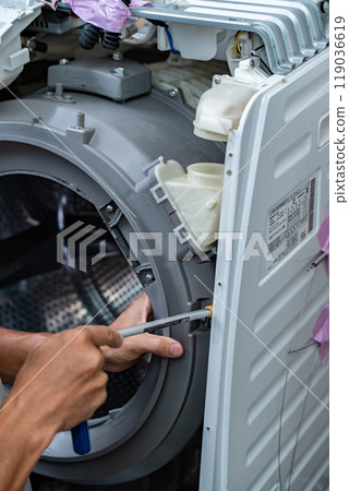 滾筒洗衣機/烘乾機的拆卸與清洗 119036619