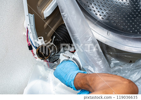 滾筒洗衣機/烘乾機的拆卸與清洗 119036635