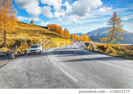 Gorgeous view of Grossglockner High Alpine Road at autumn. Gorgeous view of Grossglockner High Alpine Road at autumn. 119037277