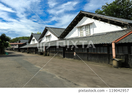 坂田三共倉庫 大米儲藏倉庫 119042957