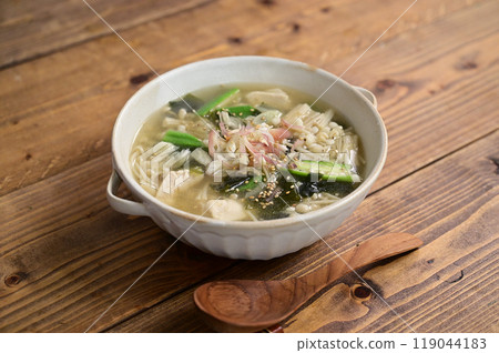 Japanese-style pearl barley soup 119044183