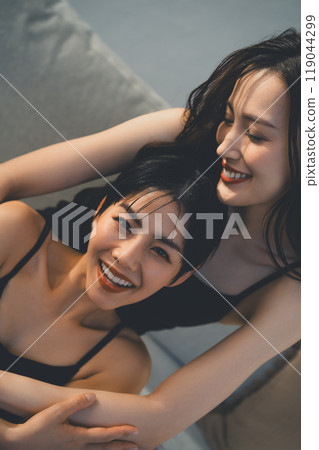 Beauty Friends 119044299