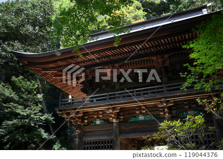 浪漫的茨城縣（在豐富的自然環境中迎接您的“仁王門”。小山寺富宮觀音） 櫻川市 119044376
