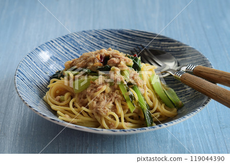 鮪魚和小松義大利麵 鮪魚和小松義大利麵 119044390