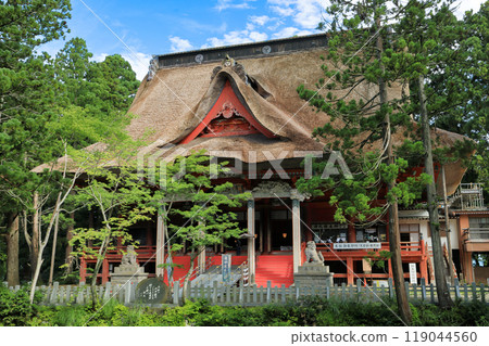 鶴岡市 出羽三山神社 從鏡池眺望三神禦齋殿 119044560