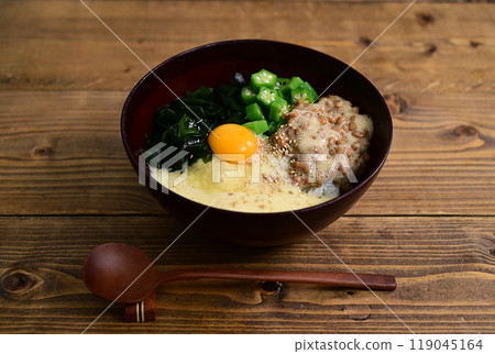 Okra, grated yam, and natto rice bowl for intestinal health 119045164
