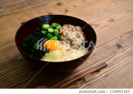 Okra, grated yam, and natto rice bowl for intestinal health 119045165