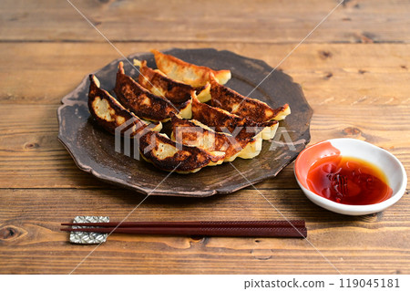Fried dumplings with kimchi Fried dumplings with kimchi 119045181