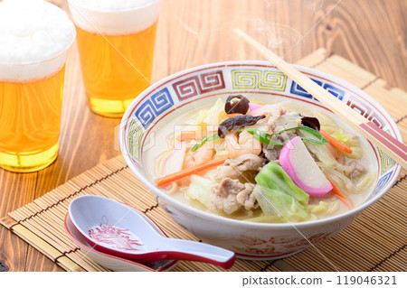 Chanpon with plenty of ingredients Chanpon with plenty of ingredients 119046321