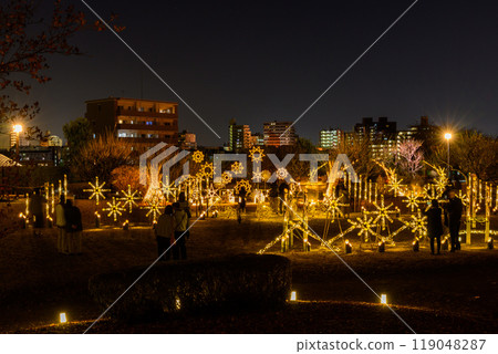 用竹燈照亮的夢幻美麗的日本庭園「舊細川刑部宅邸限定開園及紅葉彩燈」（熊本市） 119048287
