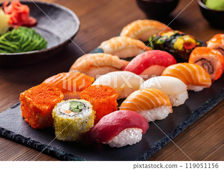 盤子裡的壽司 盤子裡的壽司 119051156