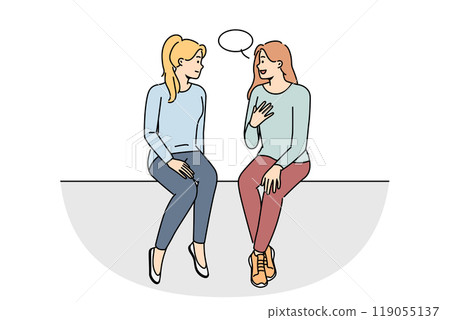 Smiling woman talking with speech bubble above head 119055137