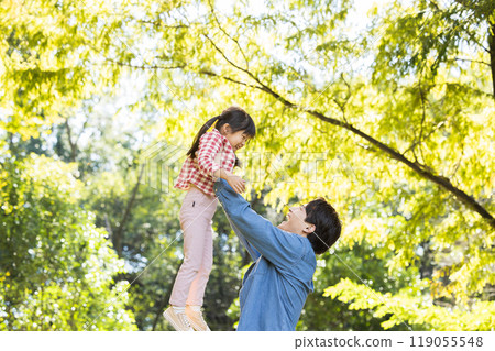 Family image Father daughter 119055548