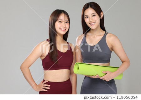 Yoga women 119056054