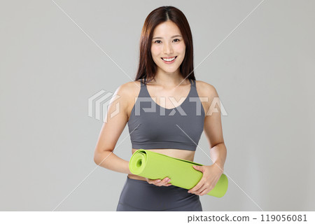 瑜珈 女性 伸展運動 119056081