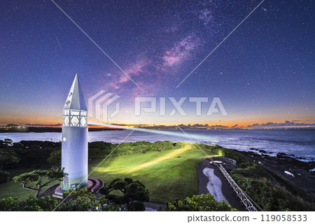 城島公園「粟崎燈塔」與「銀河」夜景【神奈川縣三浦市】 城島公園「粟崎燈塔」與「銀河」夜景【神奈川縣三浦市】 119058533