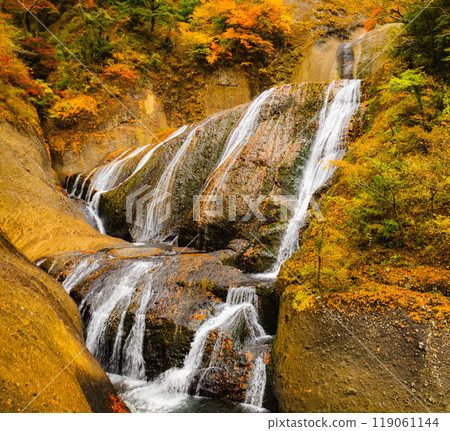 Fukuroda Falls 119061144