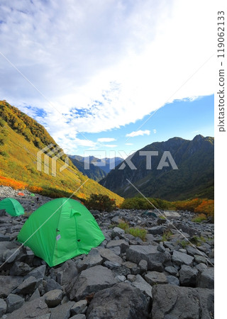 北阿爾卑斯山唐澤的壯麗秋葉 北阿爾卑斯山唐澤的壯麗秋葉 119062133