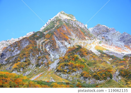 Spectacular autumn foliage at Karasawa in the Northern Alps, Mount Kitahotaka Spectacular autumn foliage at Karasawa in the Northern Alps, Mount Kitahotaka 119062135