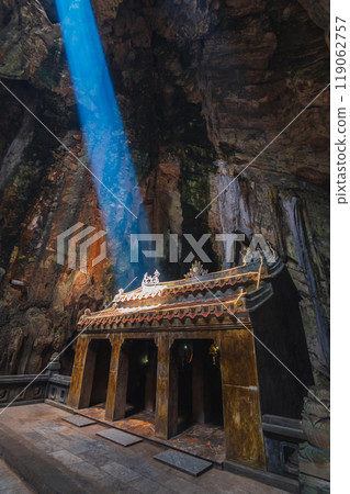 Asian Buddhist temple inside Huyen Khong Cave in the Marble Mountains in Da Nang, Vietnam 119062757