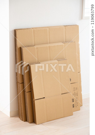 Cardboard boxes in the room Cardboard boxes in the room 119063799